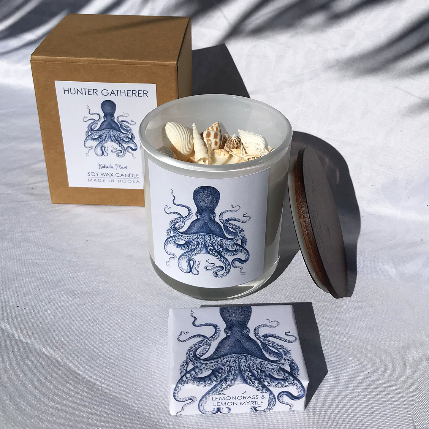 Hunter Gatherer / Pure soy wax shell candle  / KRAKEN DESIGN / Boxed