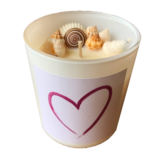 Hunter Gatherer / Pure soy wax shell candle / LOVE HEART DESIGN / Boxed